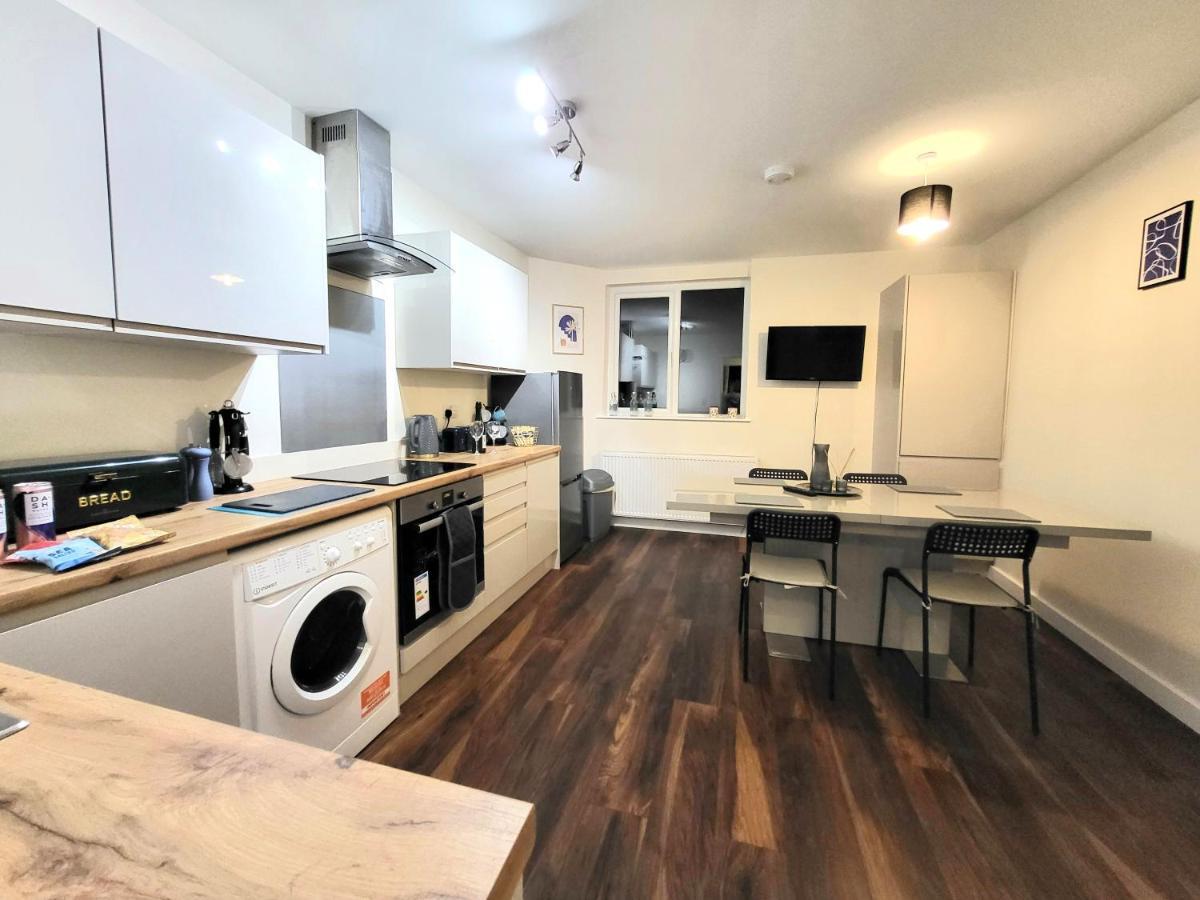 Guest House - Close To All Amenities Northampton Exterior foto