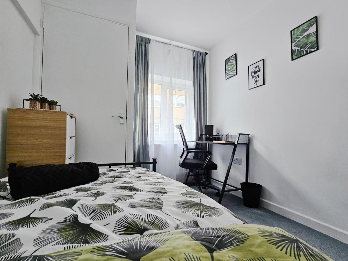 Guest House - Close To All Amenities Northampton Exterior foto