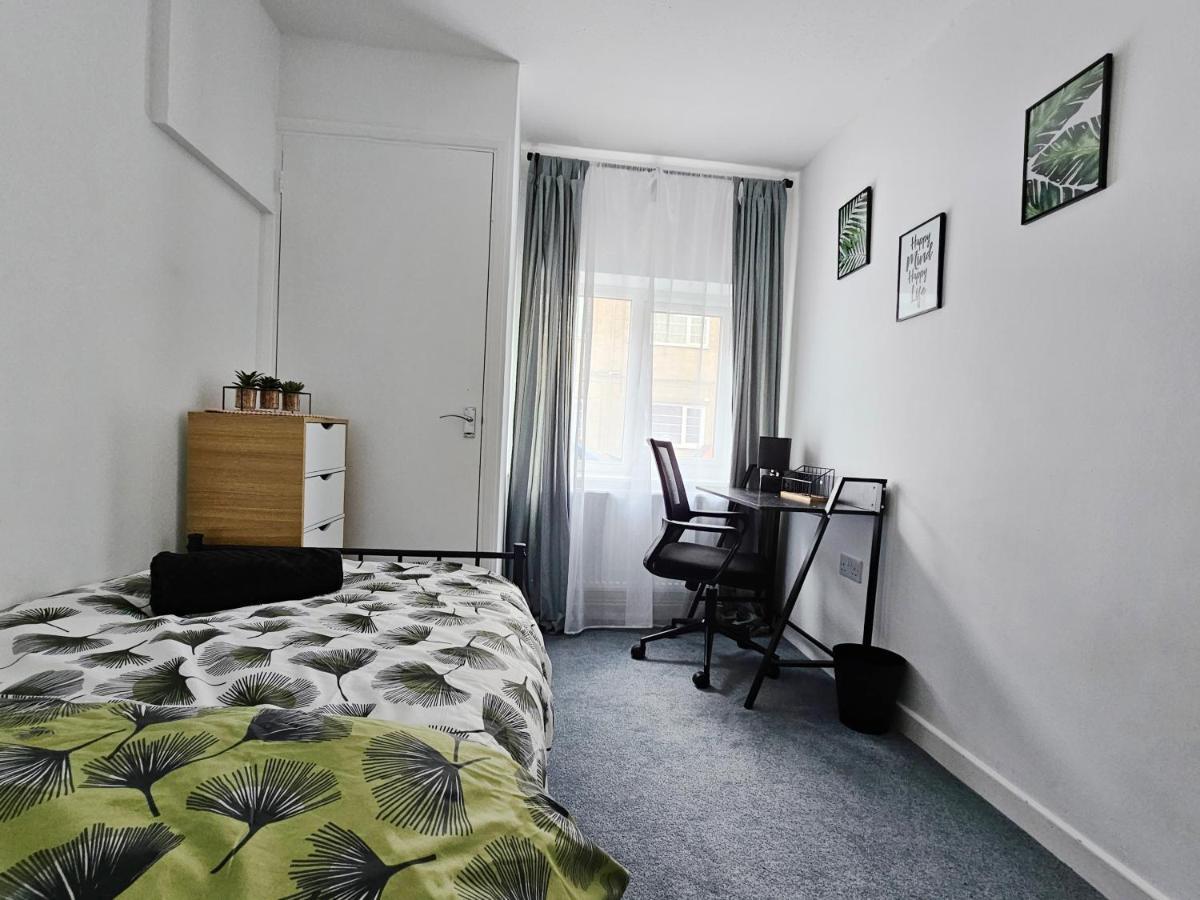 Guest House - Close To All Amenities Northampton Exterior foto